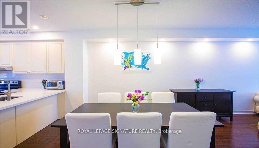 32 - 2460 Prince Michael And Dundas Drive, Oakville, Ontario  L6H 7P1 - Photo 4 - W12706850
