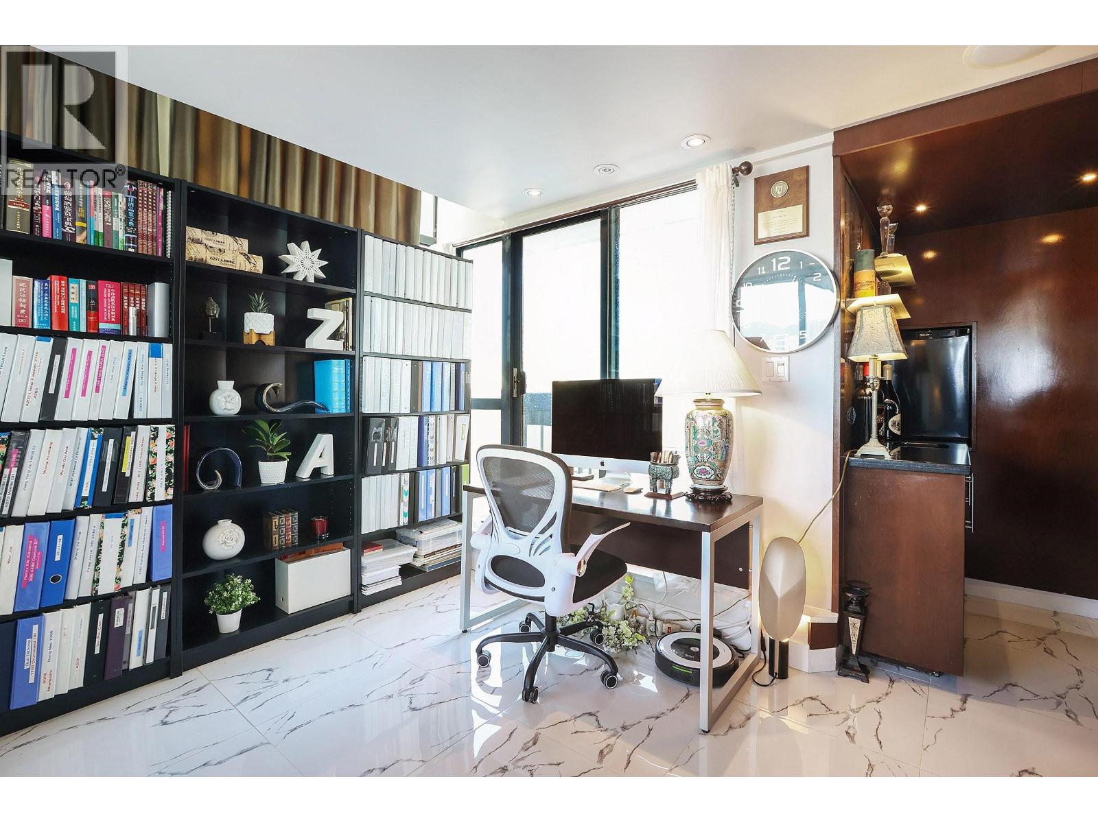 Ph 1268 W Broadway, Vancouver, British Columbia  V6H 1G6 - Photo 8 - R3054109