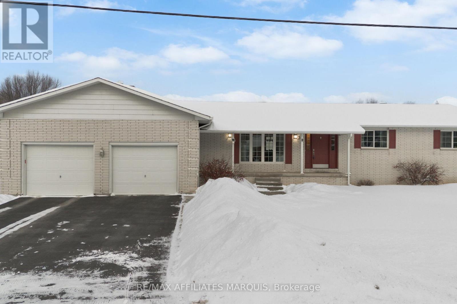 3 Forest Drive, Rideau Lakes, Ontario  K7A 4S5 - Photo 2 - X12706860