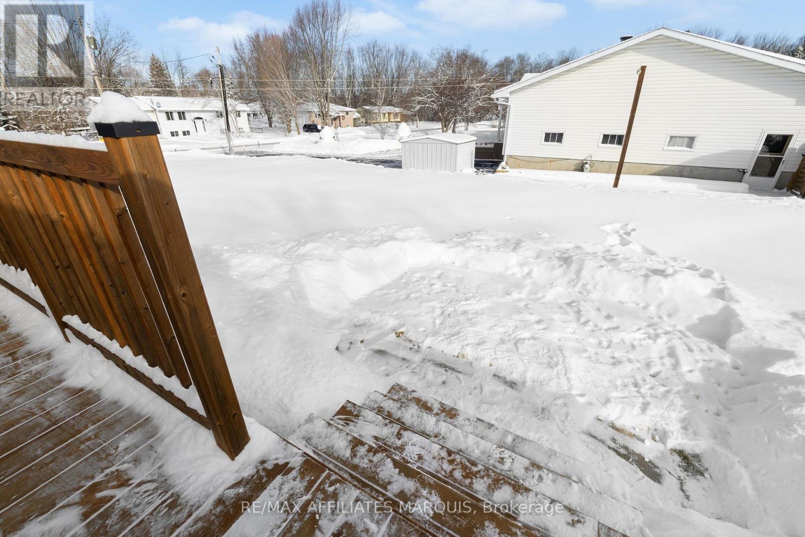 3 Forest Drive, Rideau Lakes, Ontario  K7A 4S5 - Photo 34 - X12706860