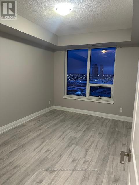 2412 - 3700 Highway 7 Road, Vaughan, Ontario  L4L 0G8 - Photo 12 - N12704250