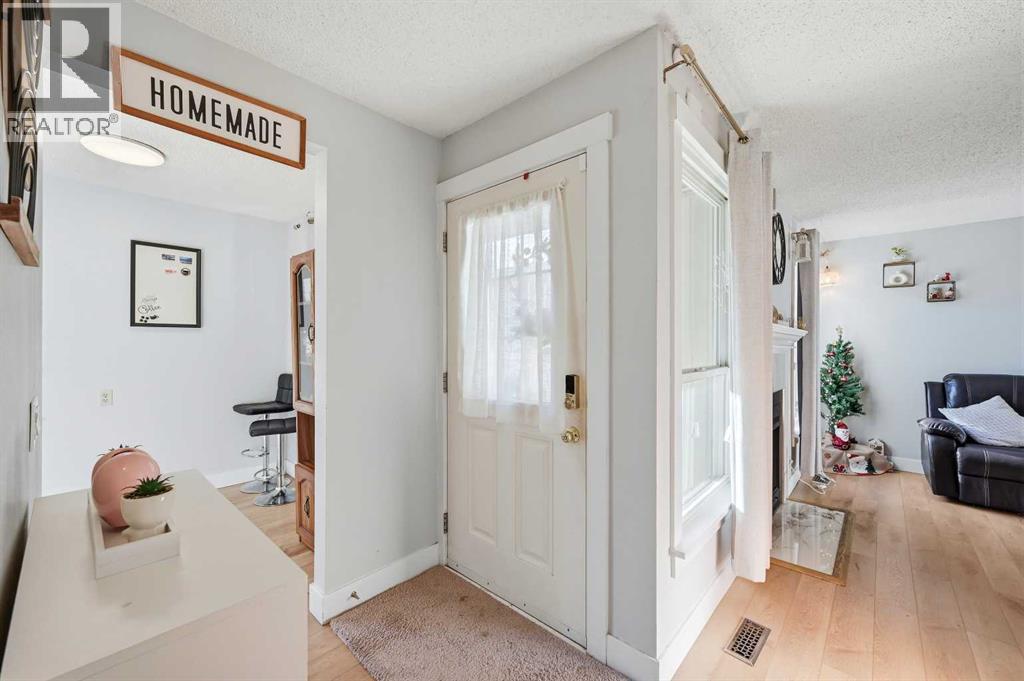 42, 3200 60 Street Ne, Calgary, Alberta  T1Y 4K8 - Photo 6 - A2279965