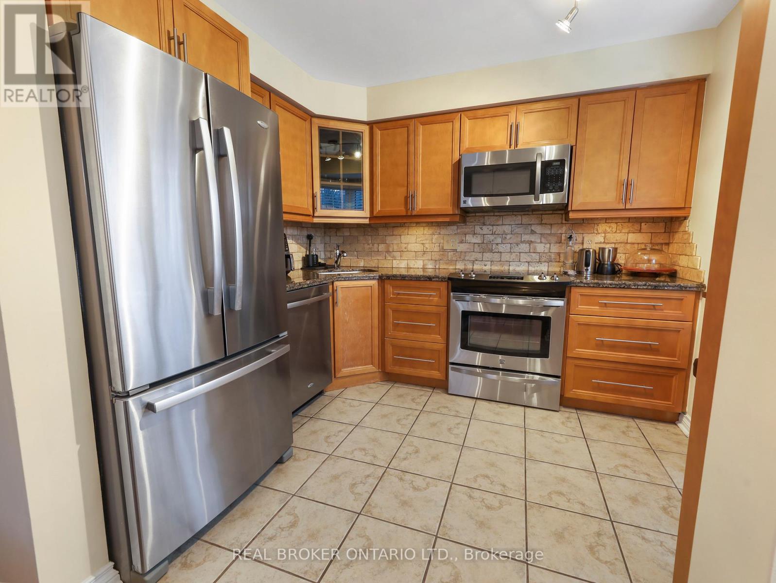 22 - 2390 Woodward Avenue, Burlington, Ontario  L7R 1T9 - Photo 13 - W12706862