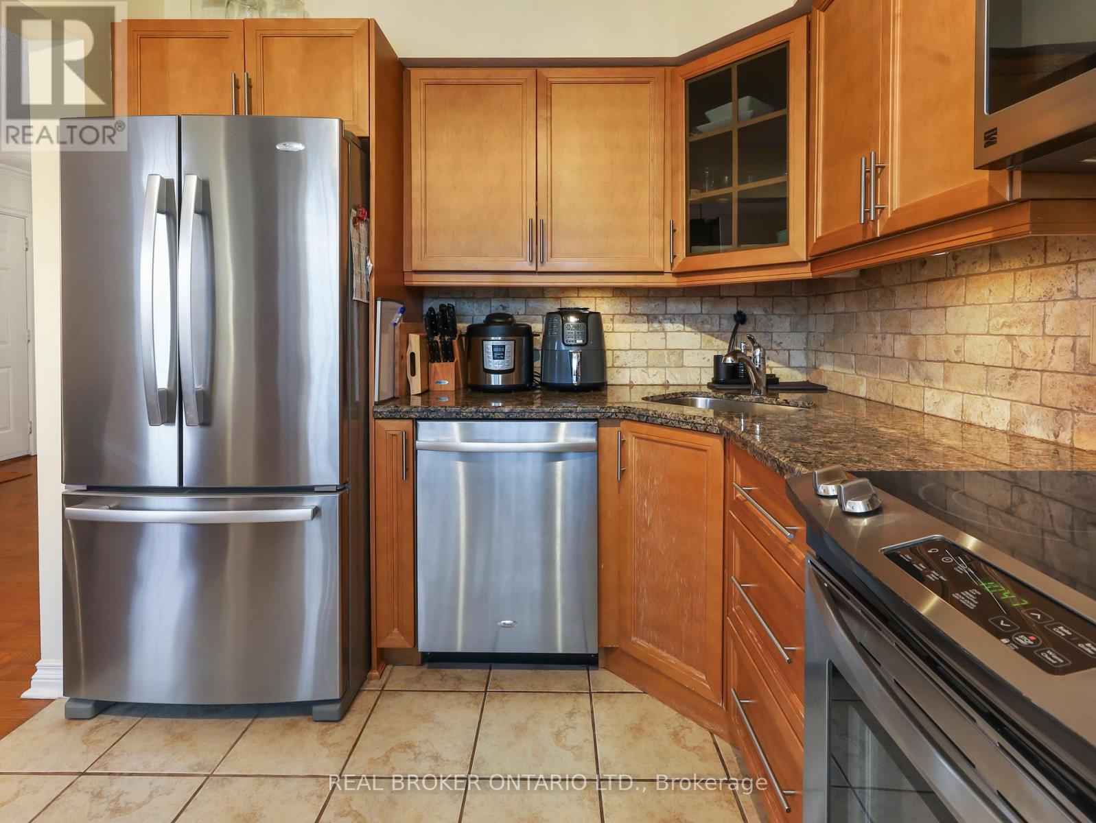 22 - 2390 Woodward Avenue, Burlington, Ontario  L7R 1T9 - Photo 15 - W12706862