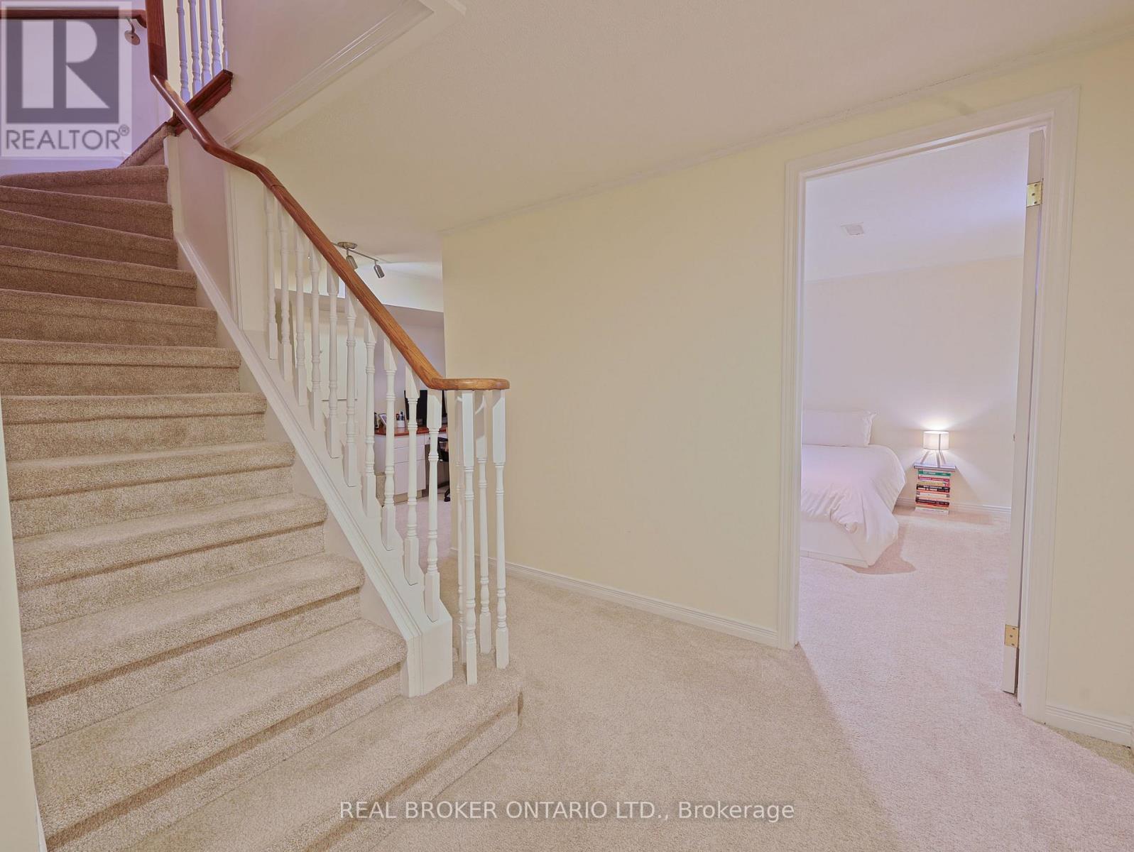 22 - 2390 Woodward Avenue, Burlington, Ontario  L7R 1T9 - Photo 24 - W12706862