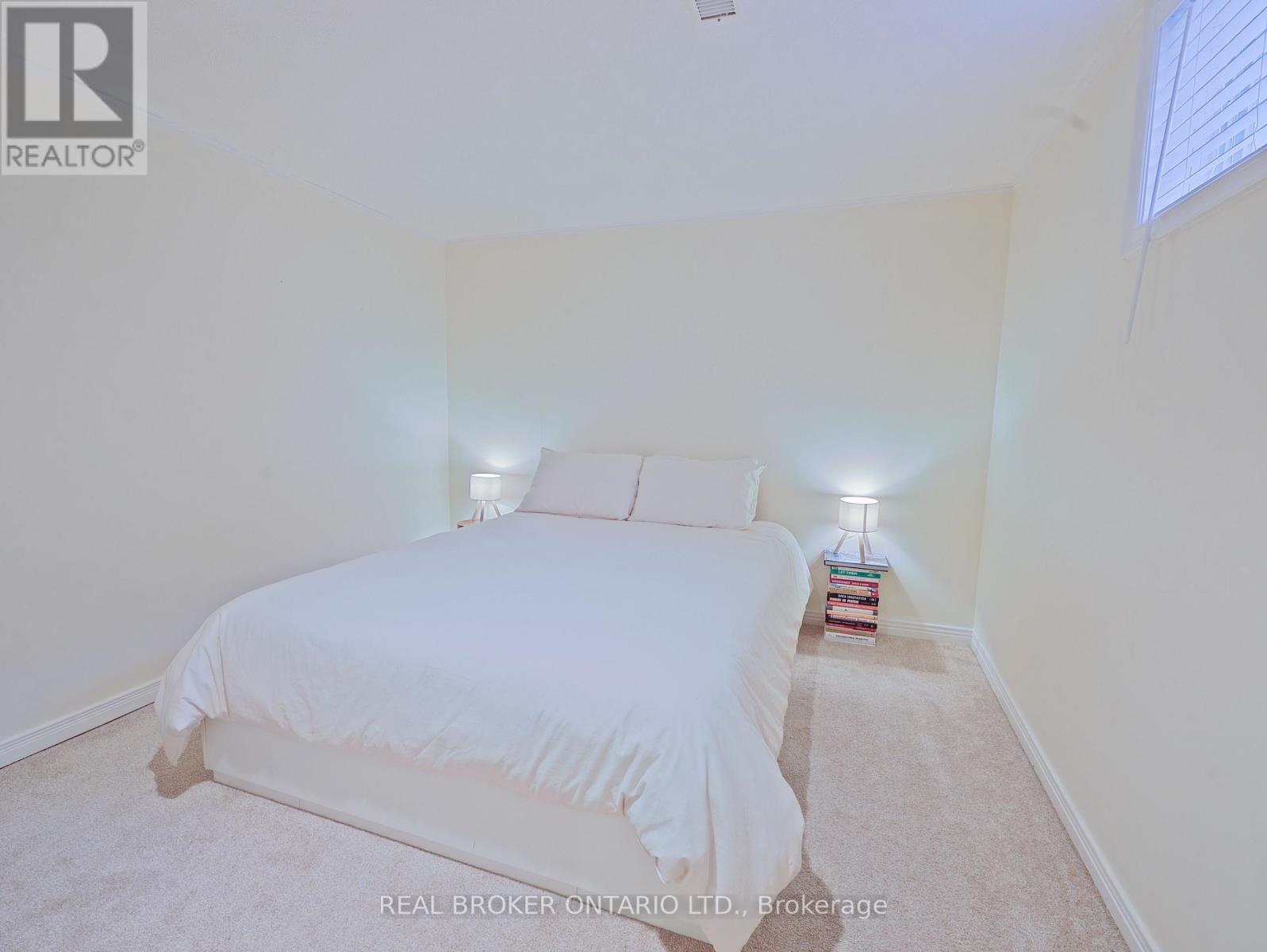 22 - 2390 Woodward Avenue, Burlington, Ontario  L7R 1T9 - Photo 25 - W12706862