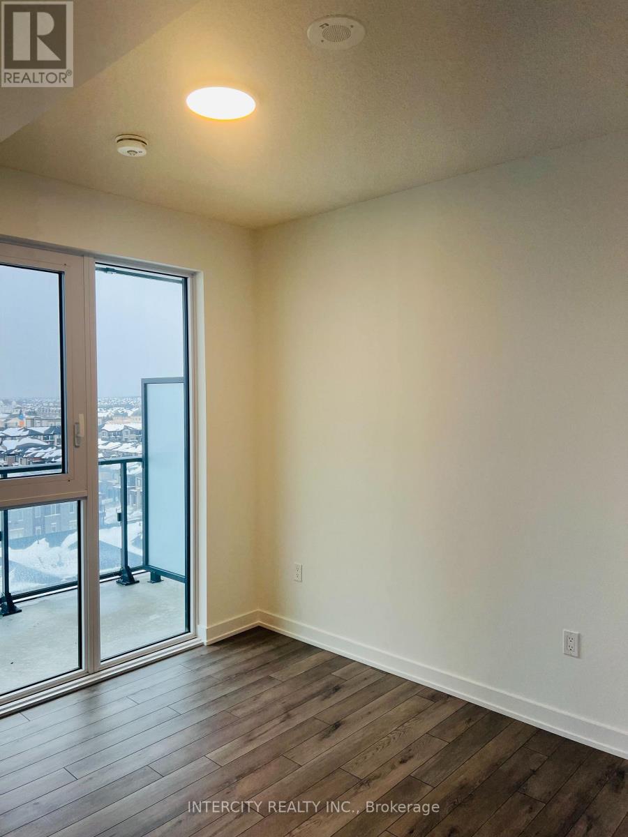 716 - 15 Skyridge Drive, Brampton, Ontario  L6P 4S3 - Photo 5 - W12706870