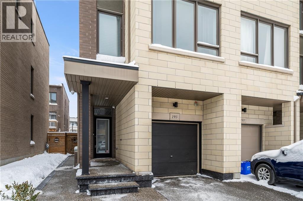 193 Huguenot Road, Oakville, Ontario  L6H 0L6 - Photo 2 - 40799100