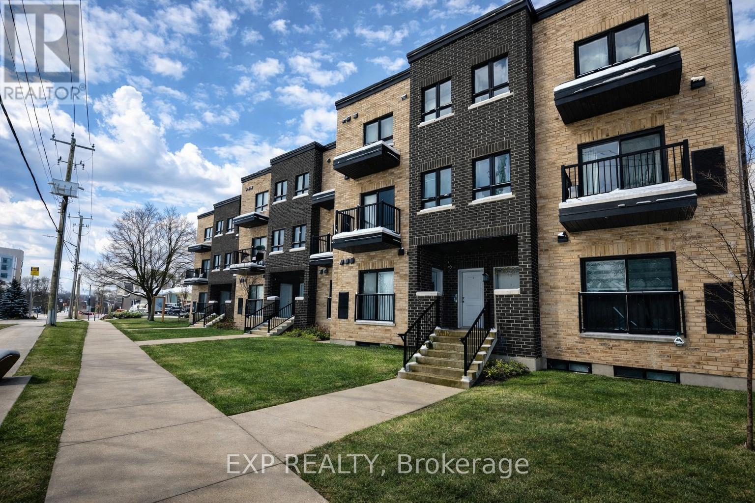 10 - 600 VICTORIA STREET S, Kitchener, Ontario