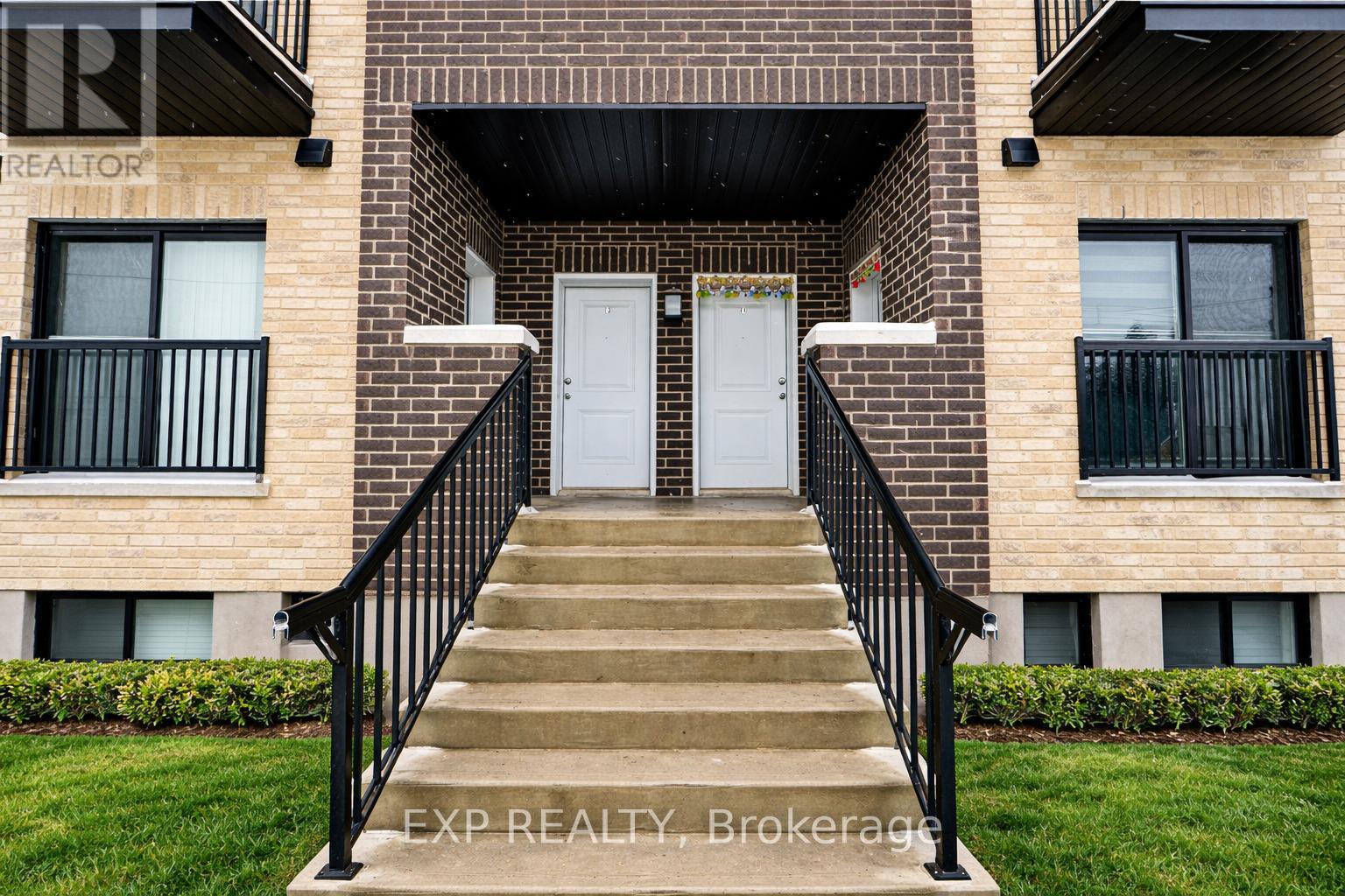 10 - 600 Victoria Street S, Kitchener, Ontario  N2M 0C3 - Photo 2 - X12706854