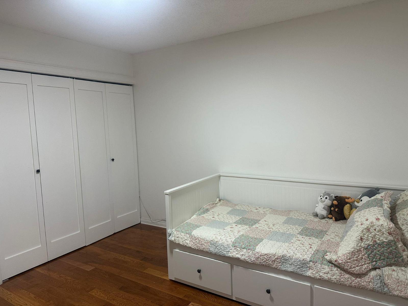 12737 Crescent Road, Surrey, British Columbia  V4A 2V6 - Photo 4 - R3074157