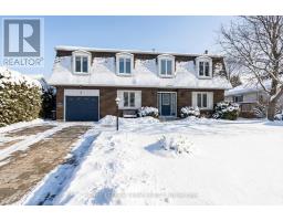 3 ROBERTA CRESCENT, Ottawa, Ontario