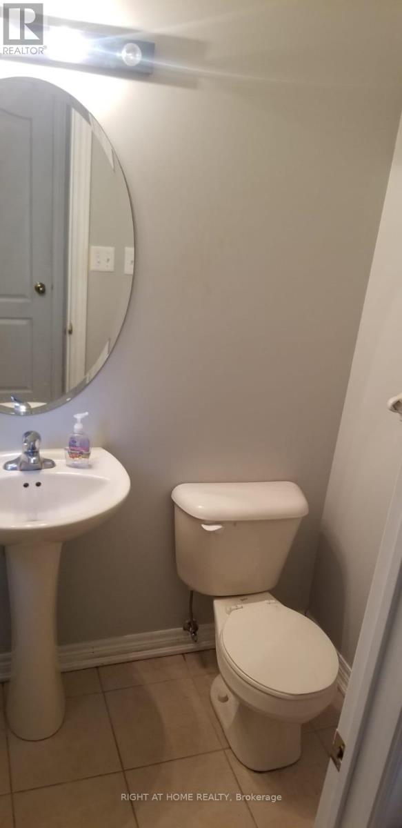 Main Unit - 446 Pettite Trail W, Milton, Ontario  L9T 6W8 - Photo 6 - W12658830