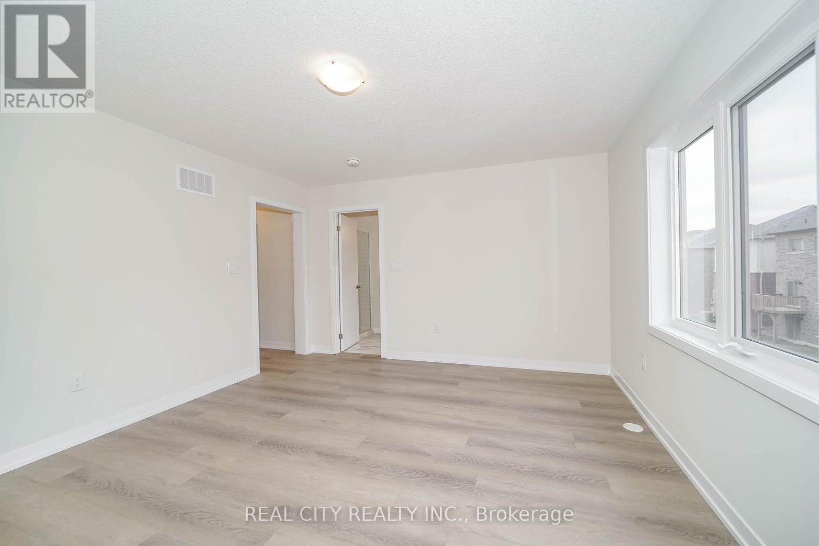 30 - 30 Ziibi Way Main Way N, Clarington, Ontario  L1B 0W5 - Photo 11 - E12706886