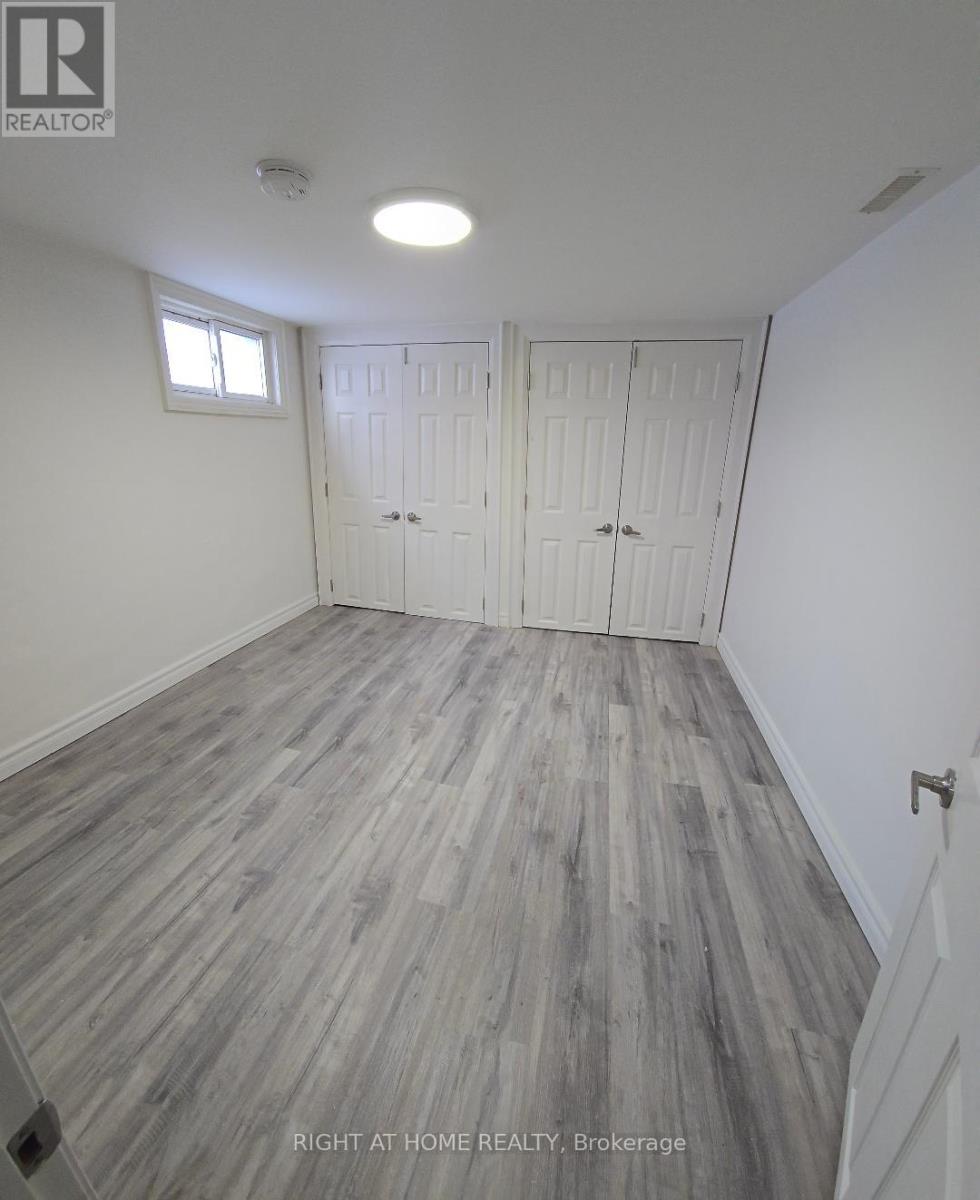 Basement Apartment - 53 Major Mackenzie Drive E, Richmond Hill, Ontario  L4C 1G8 - Photo 10 - N12706894