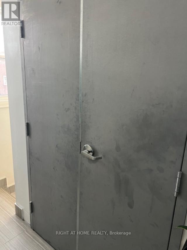 Basement Apartment - 53 Major Mackenzie Drive E, Richmond Hill, Ontario  L4C 1G8 - Photo 15 - N12706894