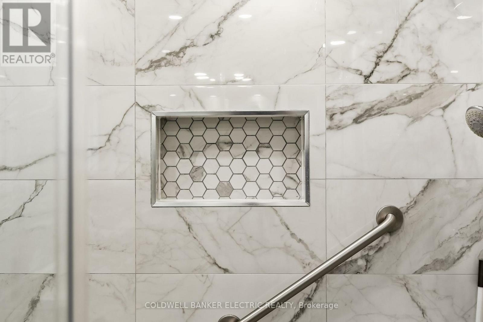 86 Rollo Drive, Ajax, Ontario  L1S 7B7 - Photo 32 - E12706032