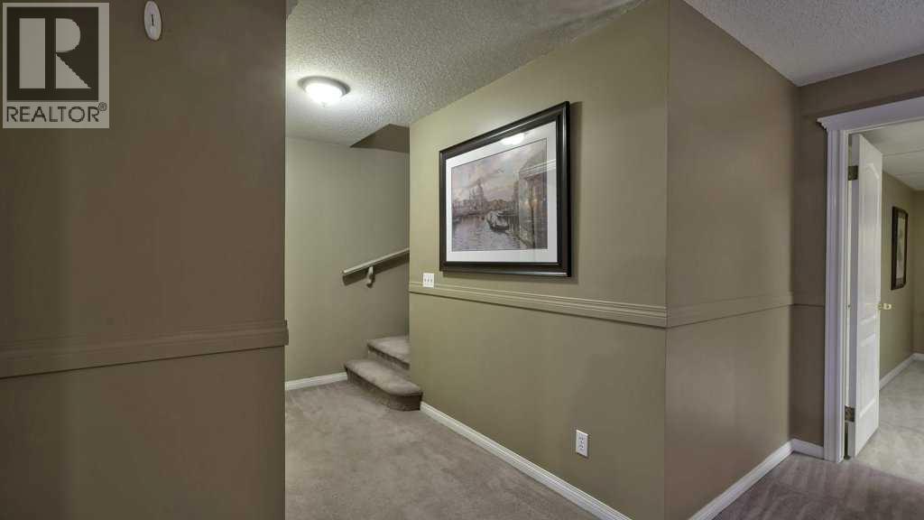 138 Sierra Morena Green Sw, Calgary, Alberta  T3H 3E4 - Photo 28 - A2268938