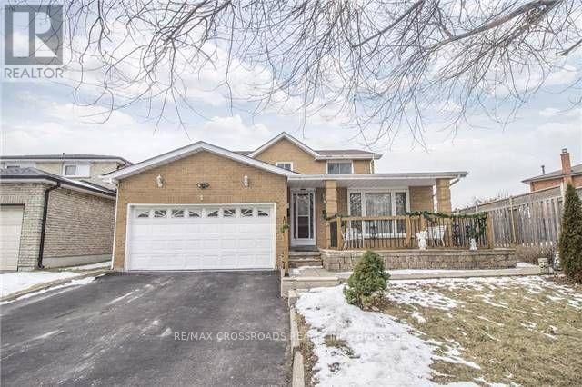 2 HAMPSTEAD COURT, Markham, Ontario