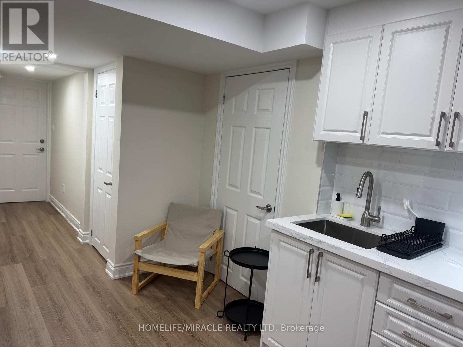 Basement - 19 Arnold Crescent, New Tecumseth, Ontario  L9R 0T6 - Photo 2 - N12705720