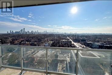 1105 - 501 St Clair Avenue W, Toronto, Ontario  M5P 0A2 - Photo 8 - C12702086