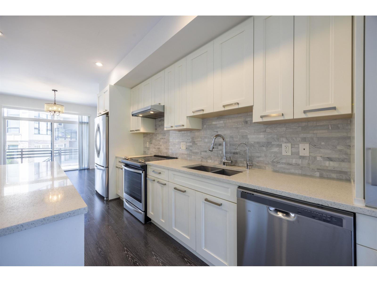 11 9989 E Barnston Drive, Surrey, British Columbia  V4N 6N3 - Photo 13 - R3063493