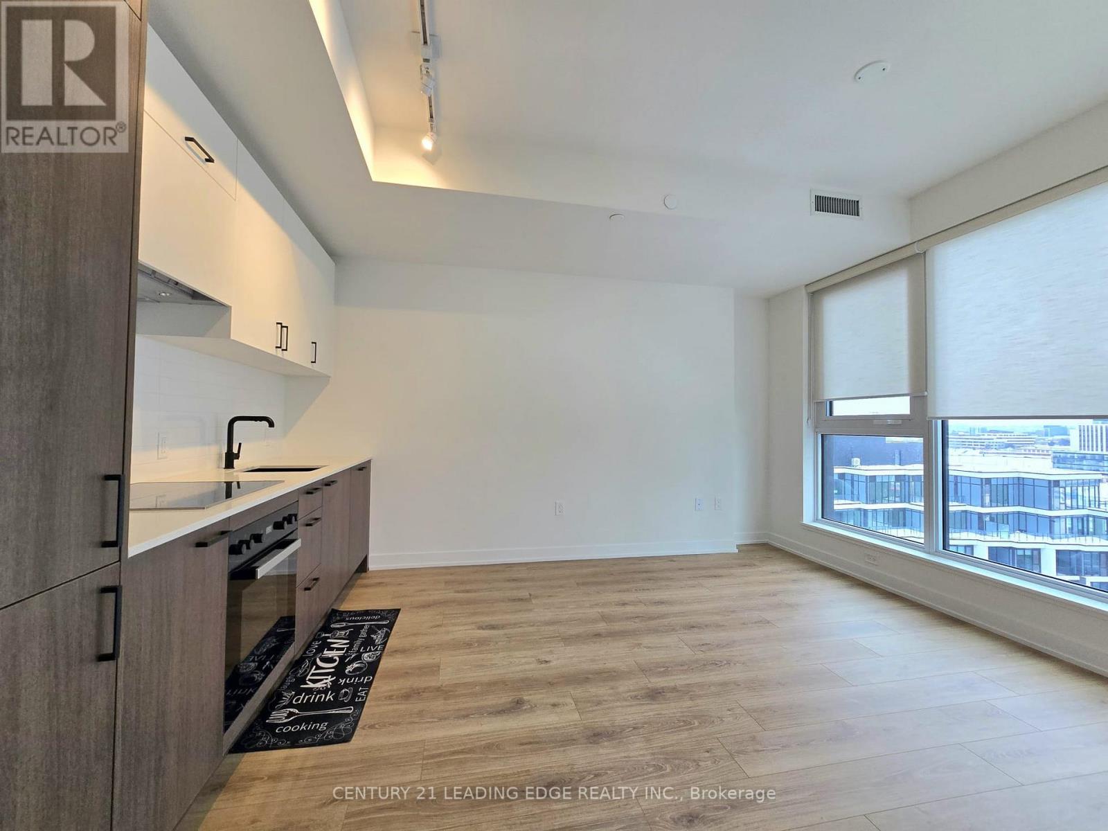 1020 - 1 QUARRINGTON LANE, Toronto, Ontario