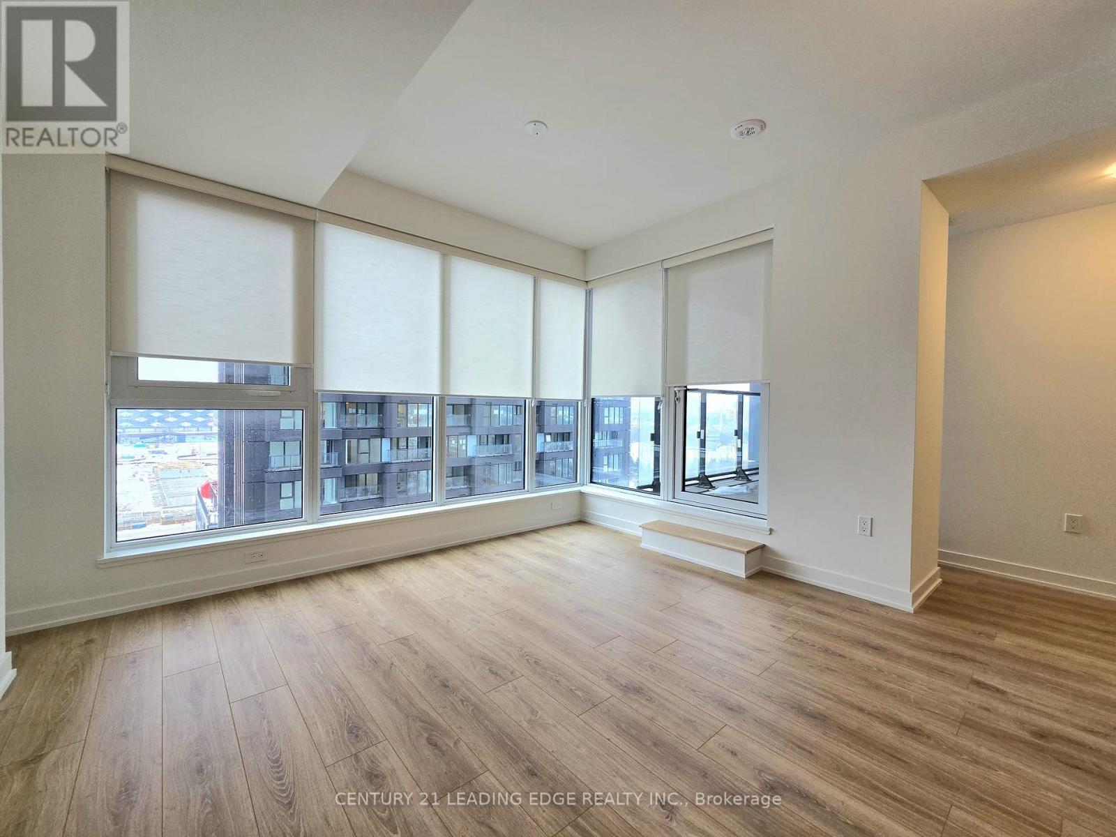 1020 - 1 Quarrington Lane, Toronto, Ontario  M3C 0S4 - Photo 3 - C12706940