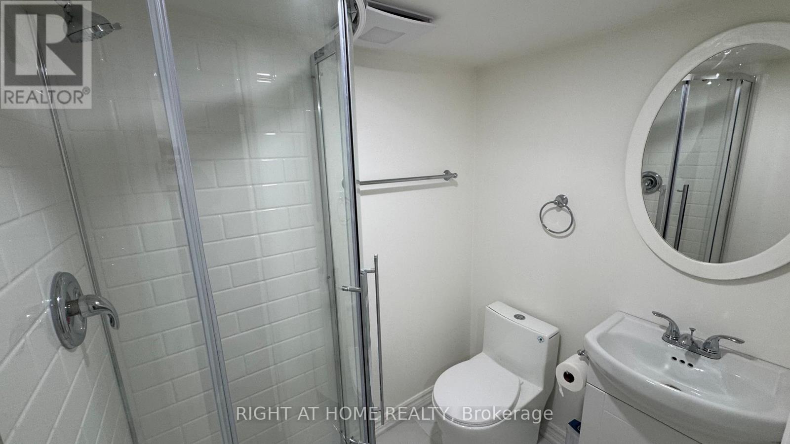 Lower - 1176 Willowbrook Drive, Oakville, Ontario  L6L 2J8 - Photo 10 - W12706942