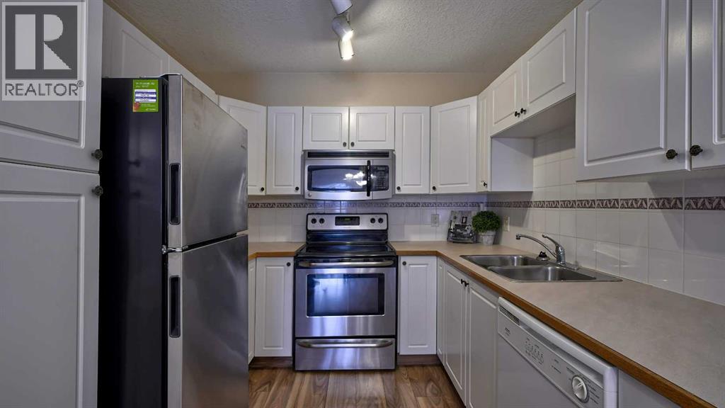 211, 728 Country Hills Road Nw, Calgary, Alberta  T3K 5K8 - Photo 7 - A2273653