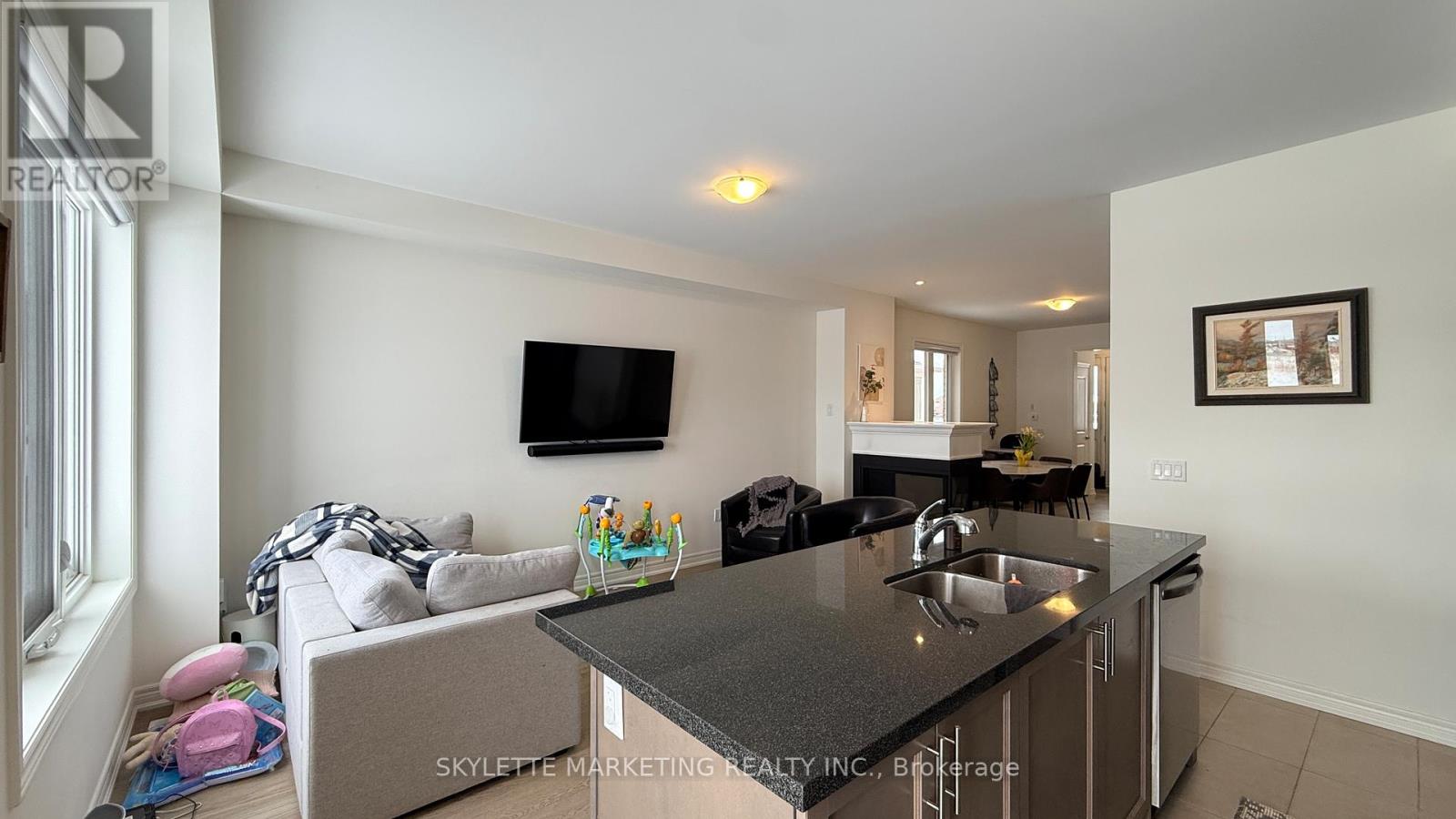 83 Picardy Drive, Hamilton, Ontario  L8J 0M9 - Photo 14 - X12689922