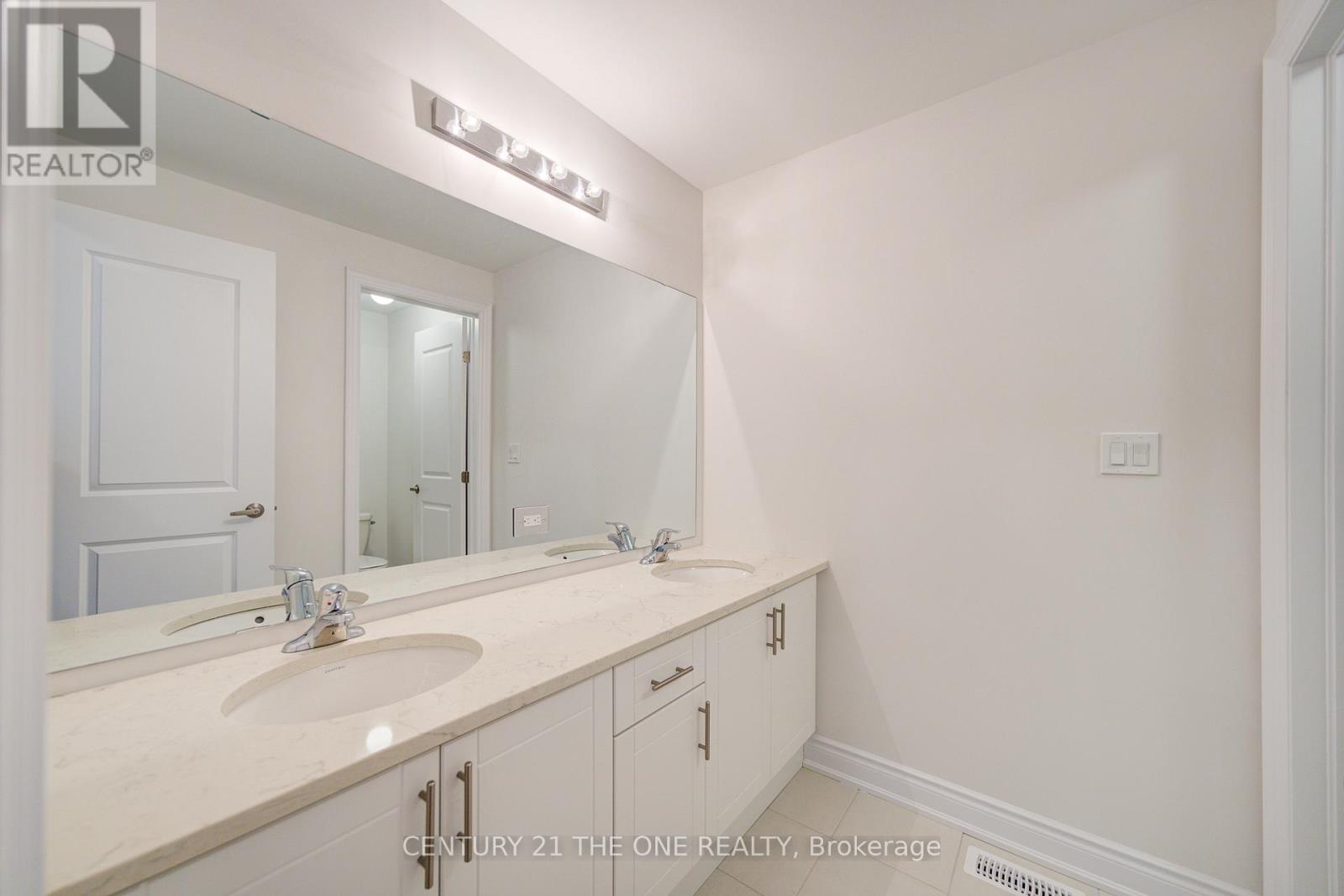 3075 Perkins Way, Oakville, Ontario  L6H 7G1 - Photo 21 - W12706952