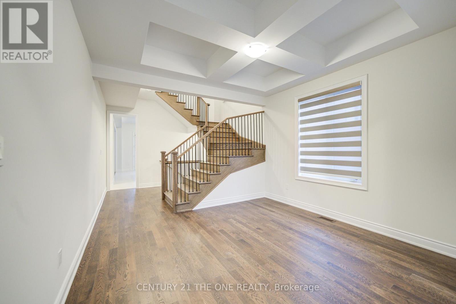 3075 Perkins Way, Oakville, Ontario  L6H 7G1 - Photo 4 - W12706952