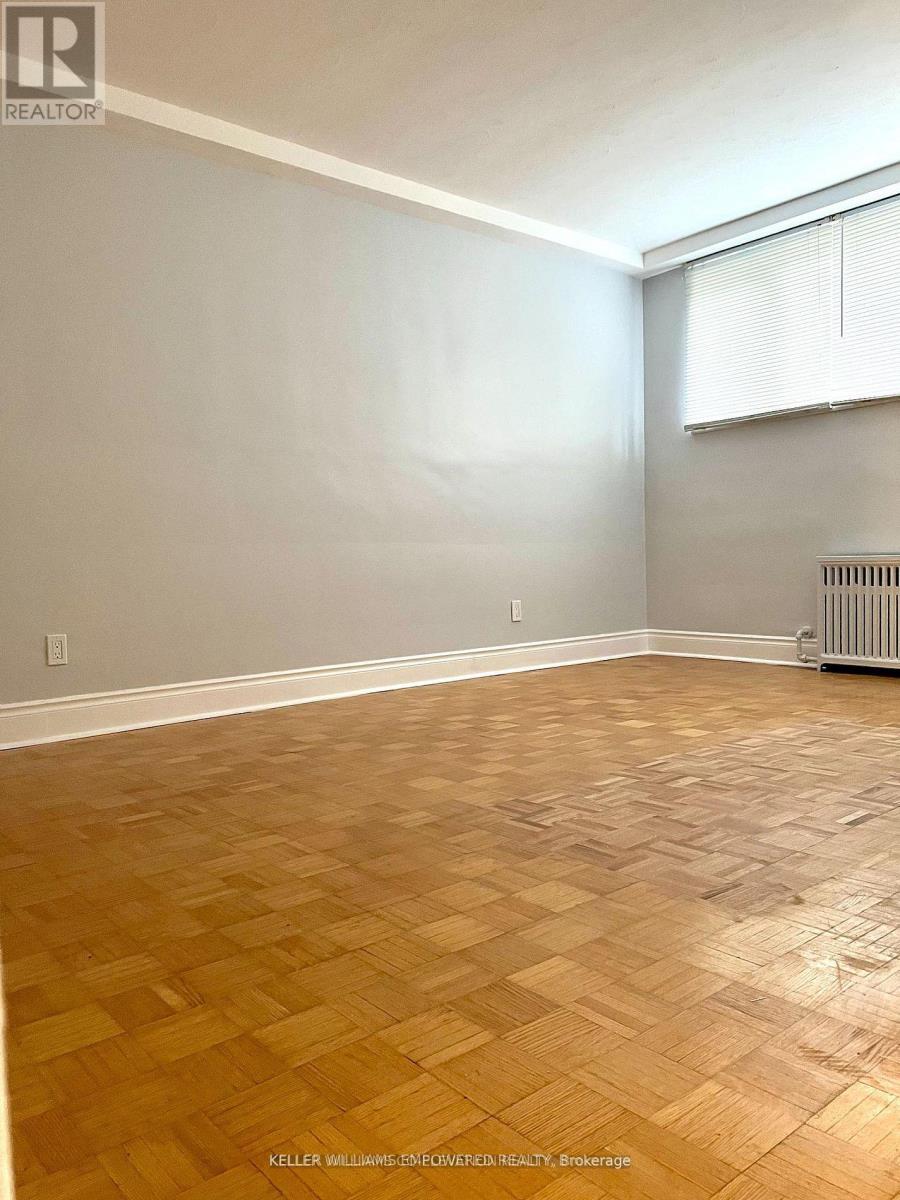 Lower Level - 9a Winfield Avenue, Toronto, Ontario  M6S 2J7 - Photo 5 - W12706960