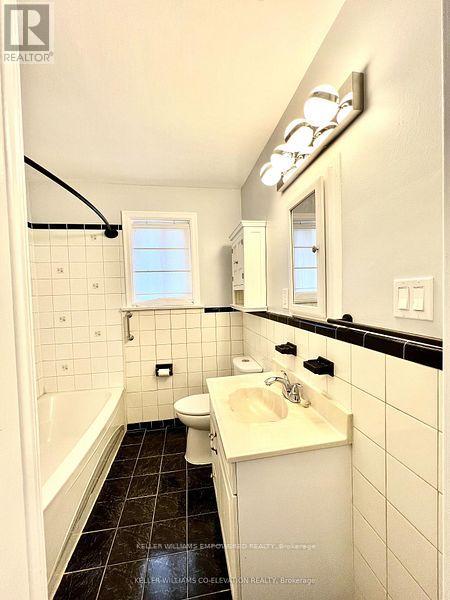 8 Porter Avenue, Toronto, Ontario  M6N 2G9 - Photo 21 - W12706962