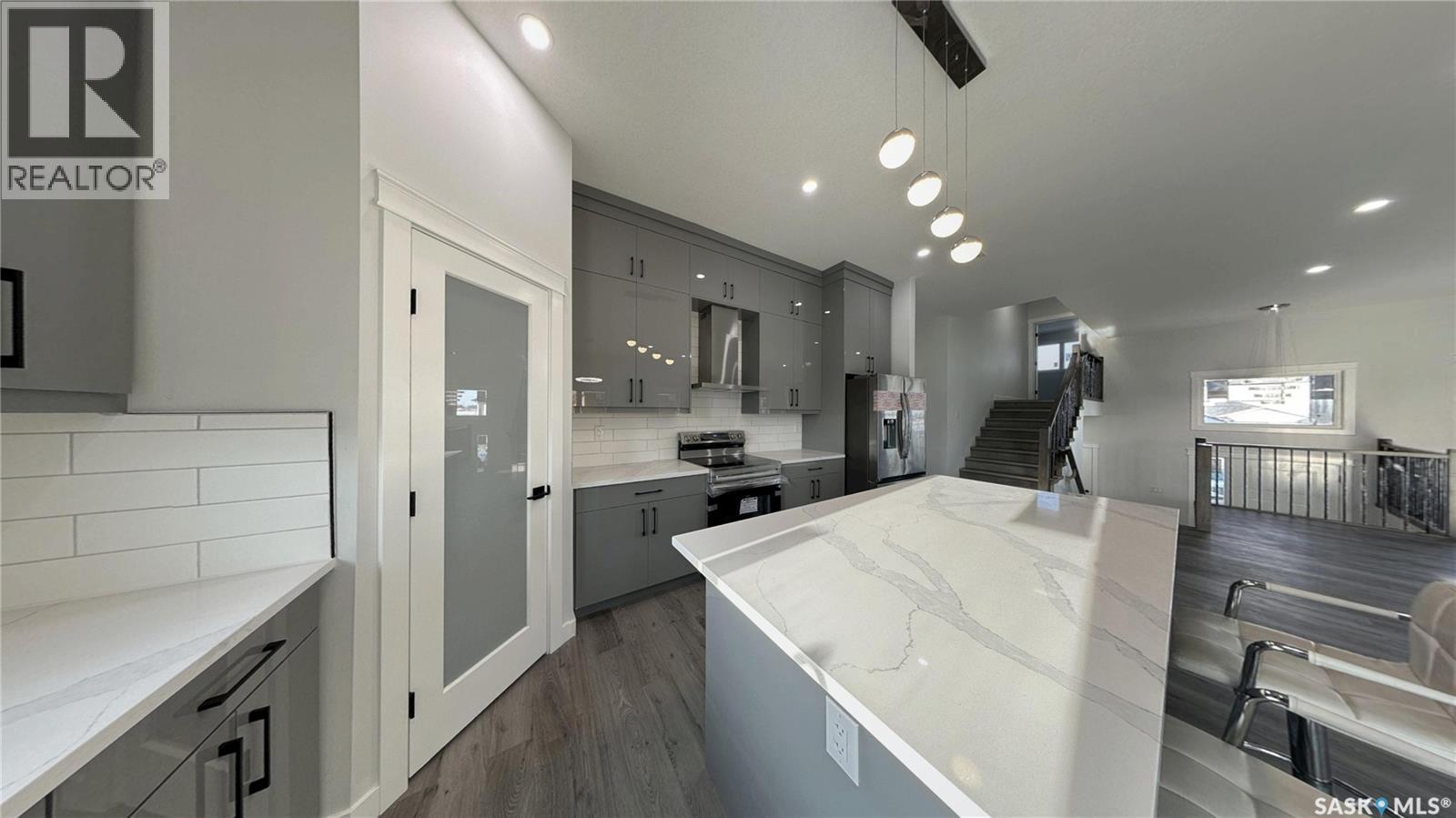 503 Kinloch Court, Saskatoon, Saskatchewan  S7M 5K1 - Photo 12 - SK010022