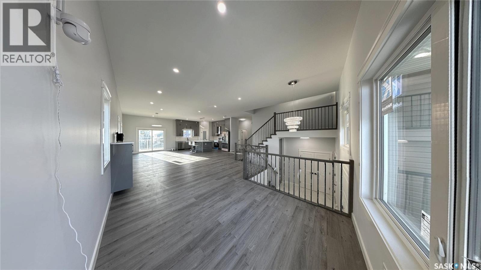 503 Kinloch Court, Saskatoon, Saskatchewan  S7M 5K1 - Photo 7 - SK010022