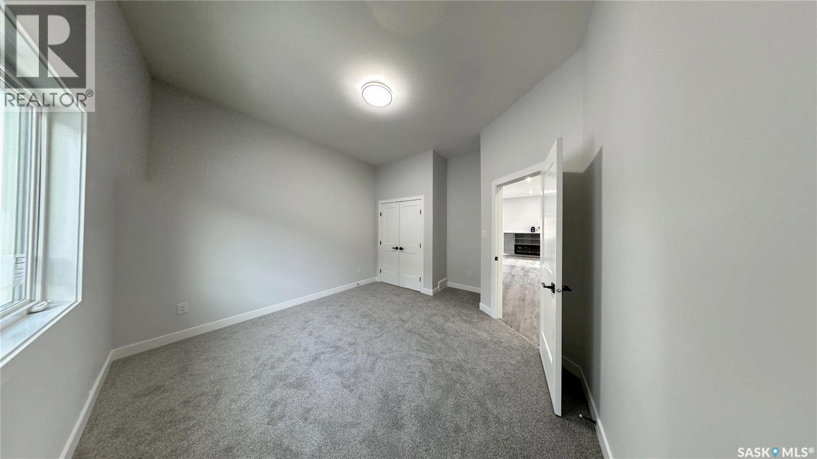 503 Kinloch Court, Saskatoon, Saskatchewan  S7M 5K1 - Photo 18 - SK010022