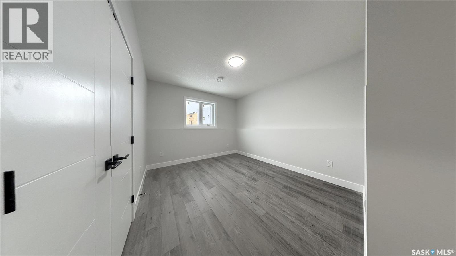 503 Kinloch Court, Saskatoon, Saskatchewan  S7M 5K1 - Photo 44 - SK010022