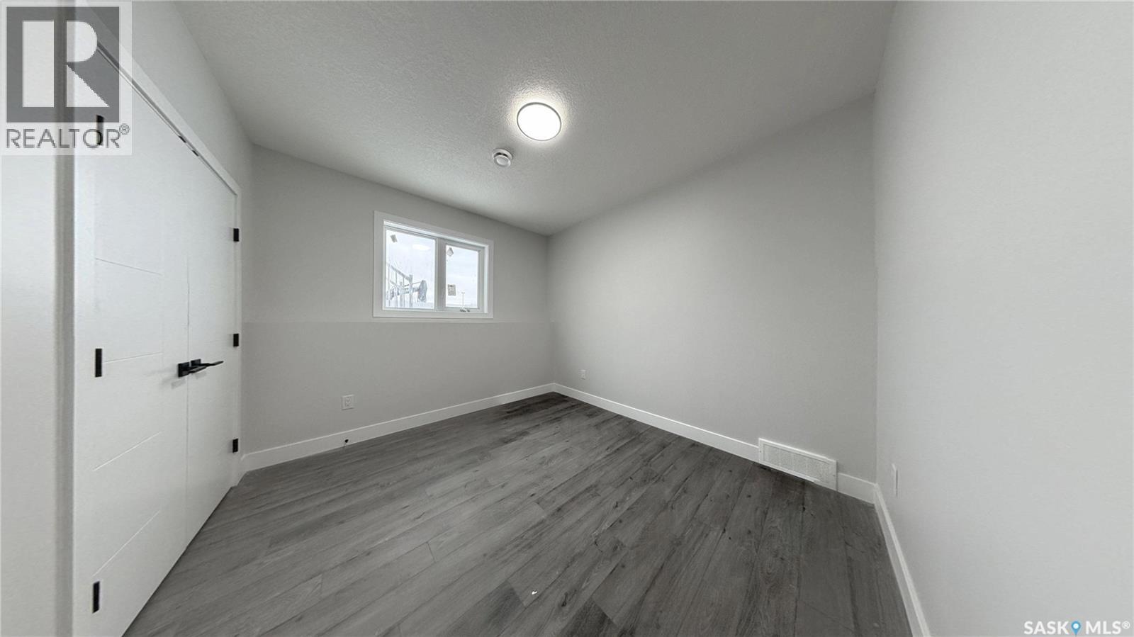 503 Kinloch Court, Saskatoon, Saskatchewan  S7M 5K1 - Photo 45 - SK010022