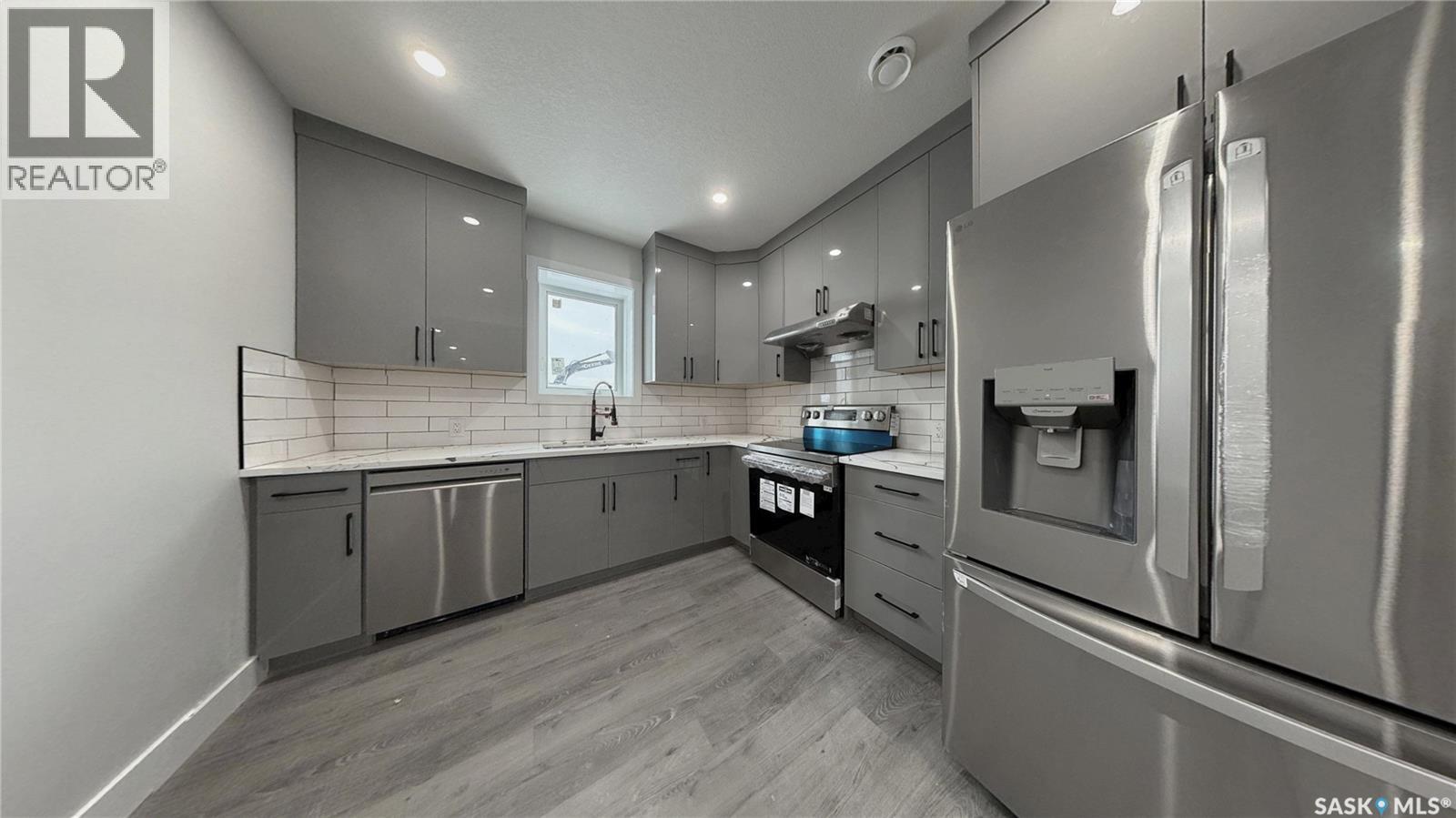 503 Kinloch Court, Saskatoon, Saskatchewan  S7M 5K1 - Photo 42 - SK010022