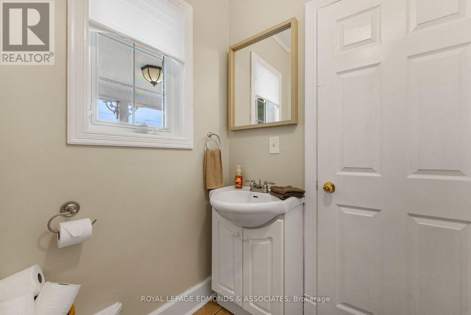 113 Golf Course Road, Laurentian Valley, Ontario  K8A 7B1 - Photo 13 - X12706974