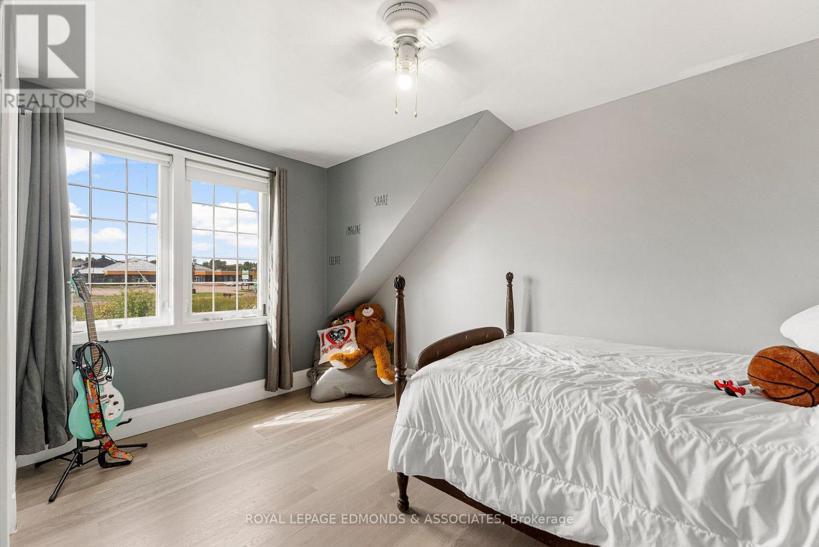 113 Golf Course Road, Laurentian Valley, Ontario  K8A 7B1 - Photo 18 - X12706974