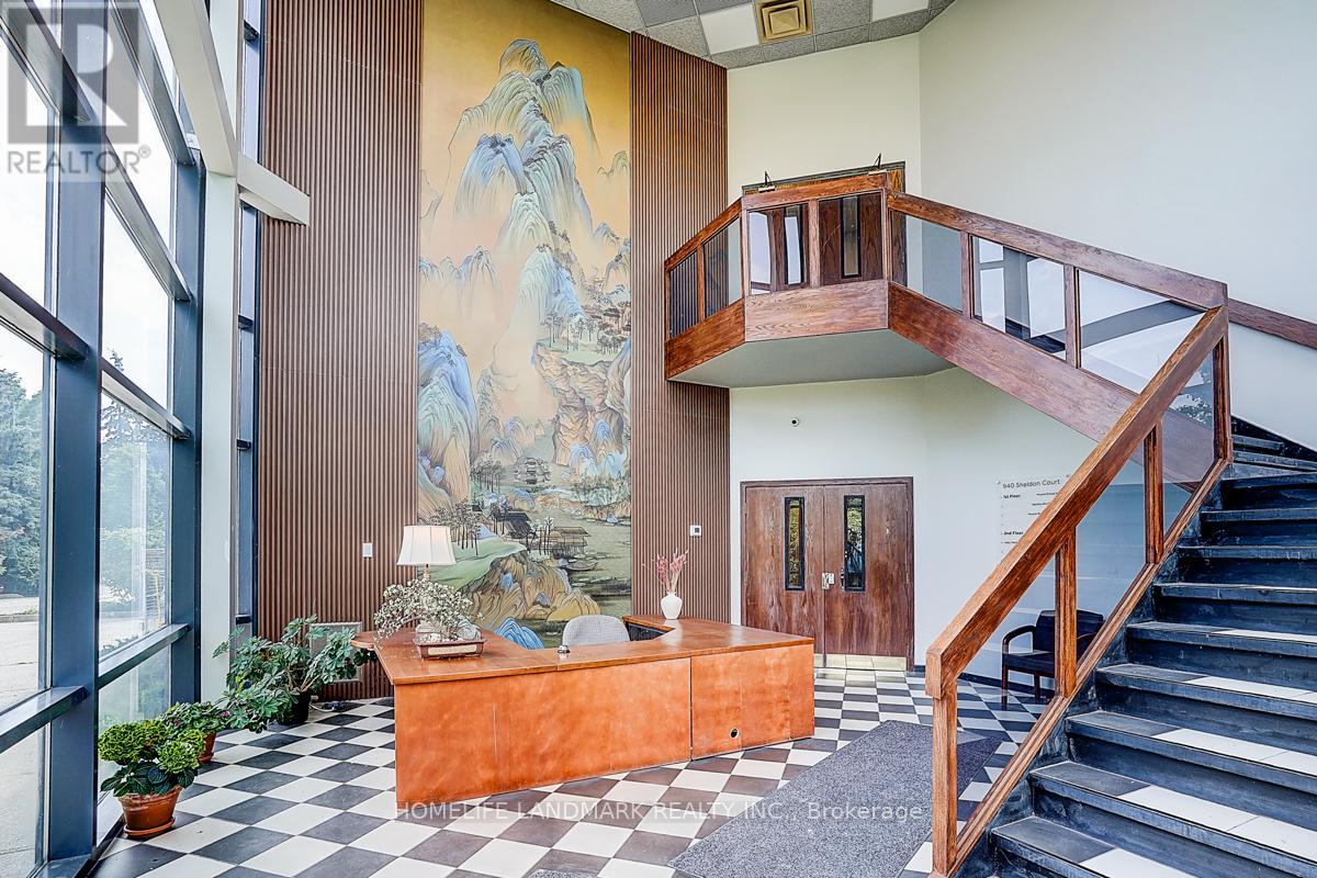 MAIN - 940 SHELDON COURT, Burlington, Ontario