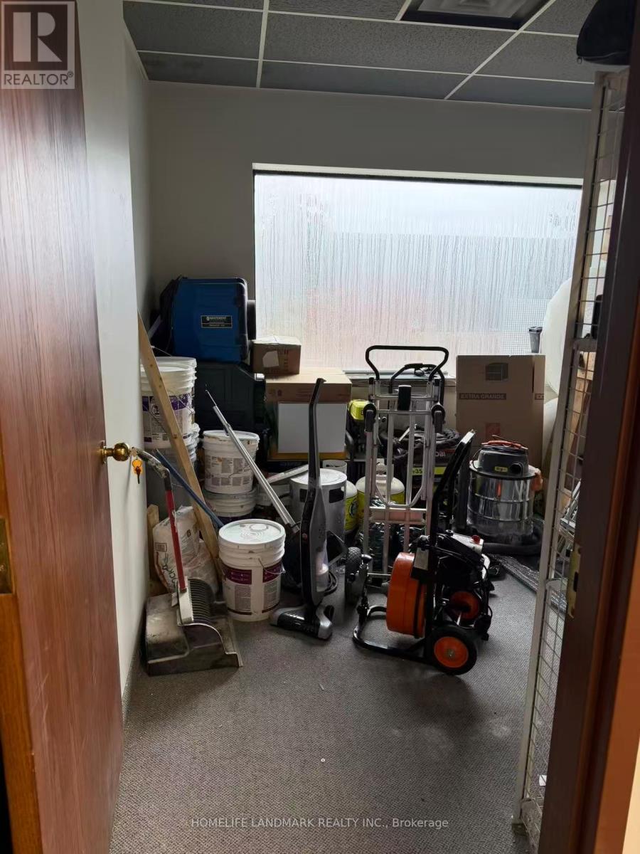 Main - 940 Sheldon Court, Burlington, Ontario  L7L 5K6 - Photo 8 - W12706992