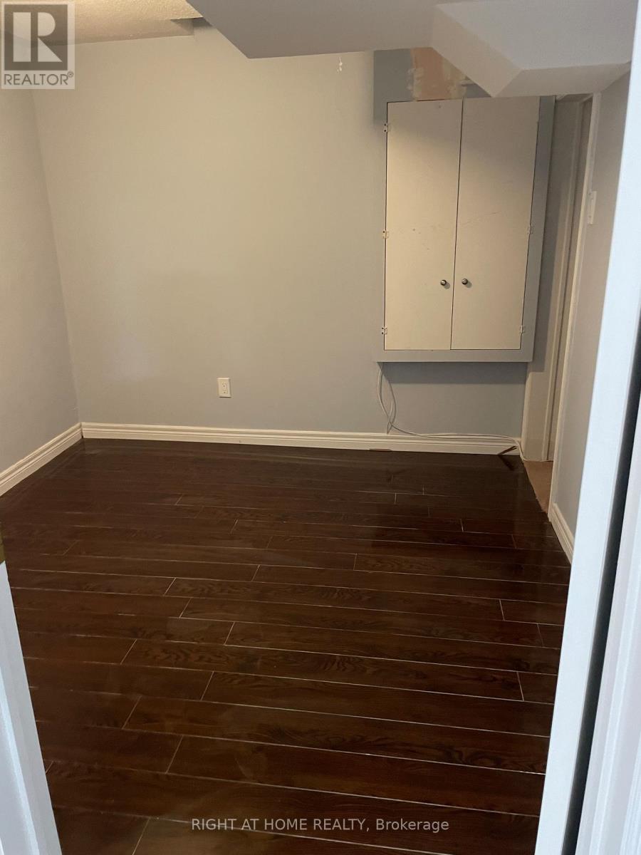 Bsmt - 58 Portstewart Crescent, Brampton, Ontario  L6X 0R6 - Photo 6 - W12706996