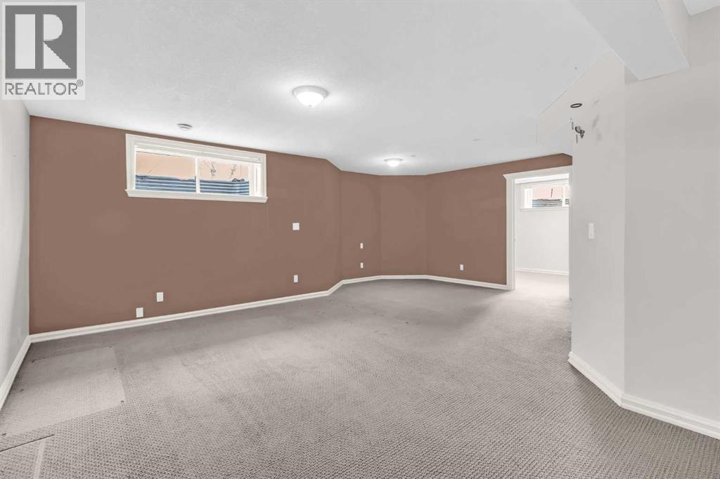 155 Lakeview Cove, Chestermere, Alberta  T1X 1C1 - Photo 33 - A2274018