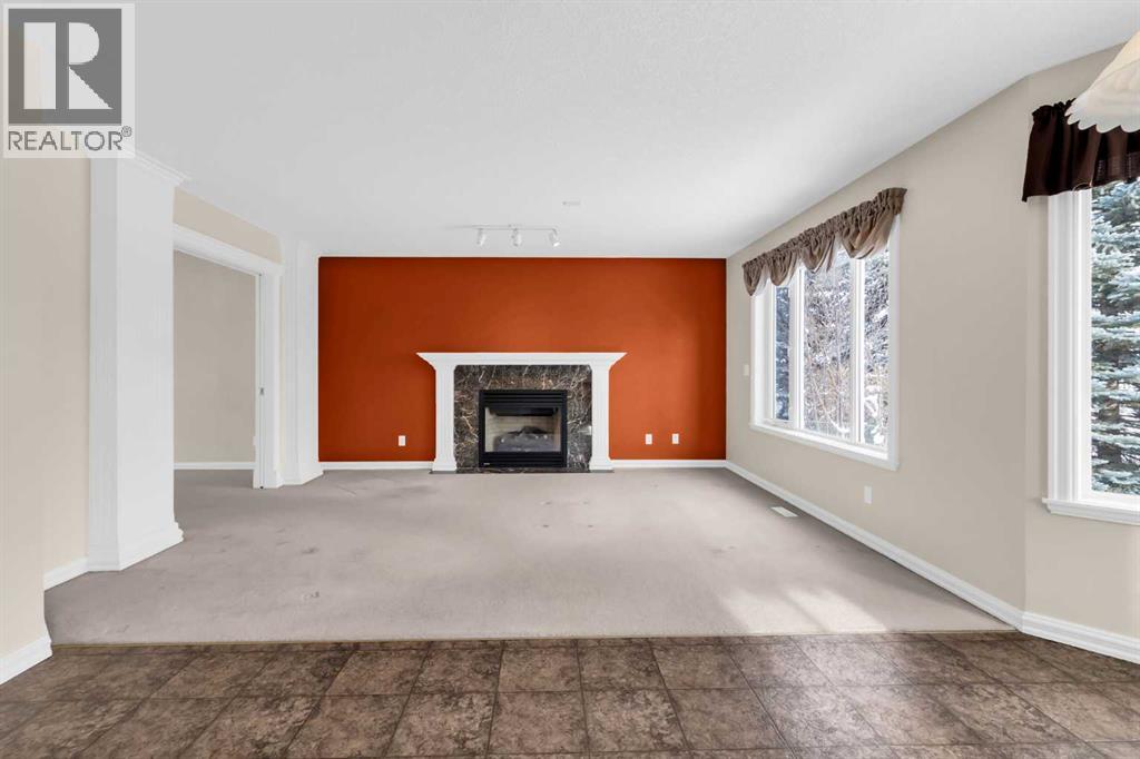 155 Lakeview Cove, Chestermere, Alberta  T1X 1C1 - Photo 4 - A2274018