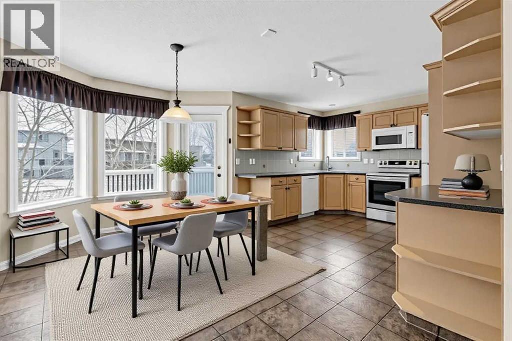 155 Lakeview Cove, Chestermere, Alberta  T1X 1C1 - Photo 7 - A2274018