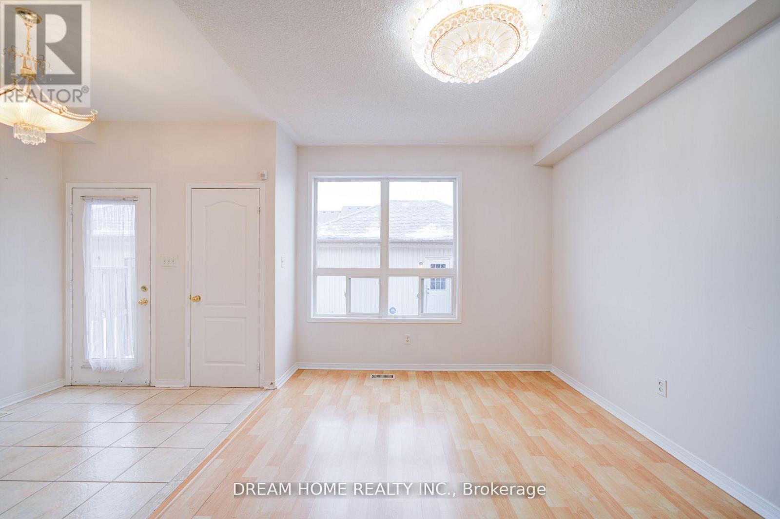 69 Omega Street, Markham, Ontario  L6E 1P2 - Photo 8 - N12706998